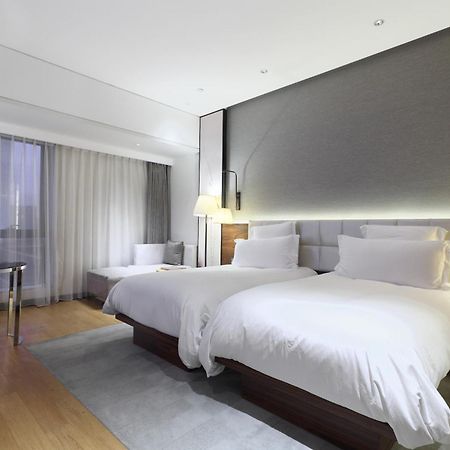 Langham Place, Ningbo Culture Plaza Екстер'єр фото